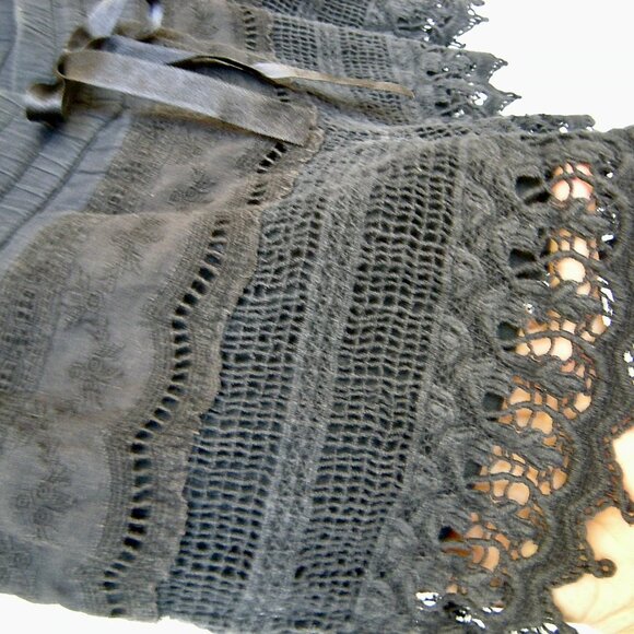 No Boundaries (NoBo) Lg (11-13) Drawstring Black Boho Lacy Short Shorts - Picture 4 of 6